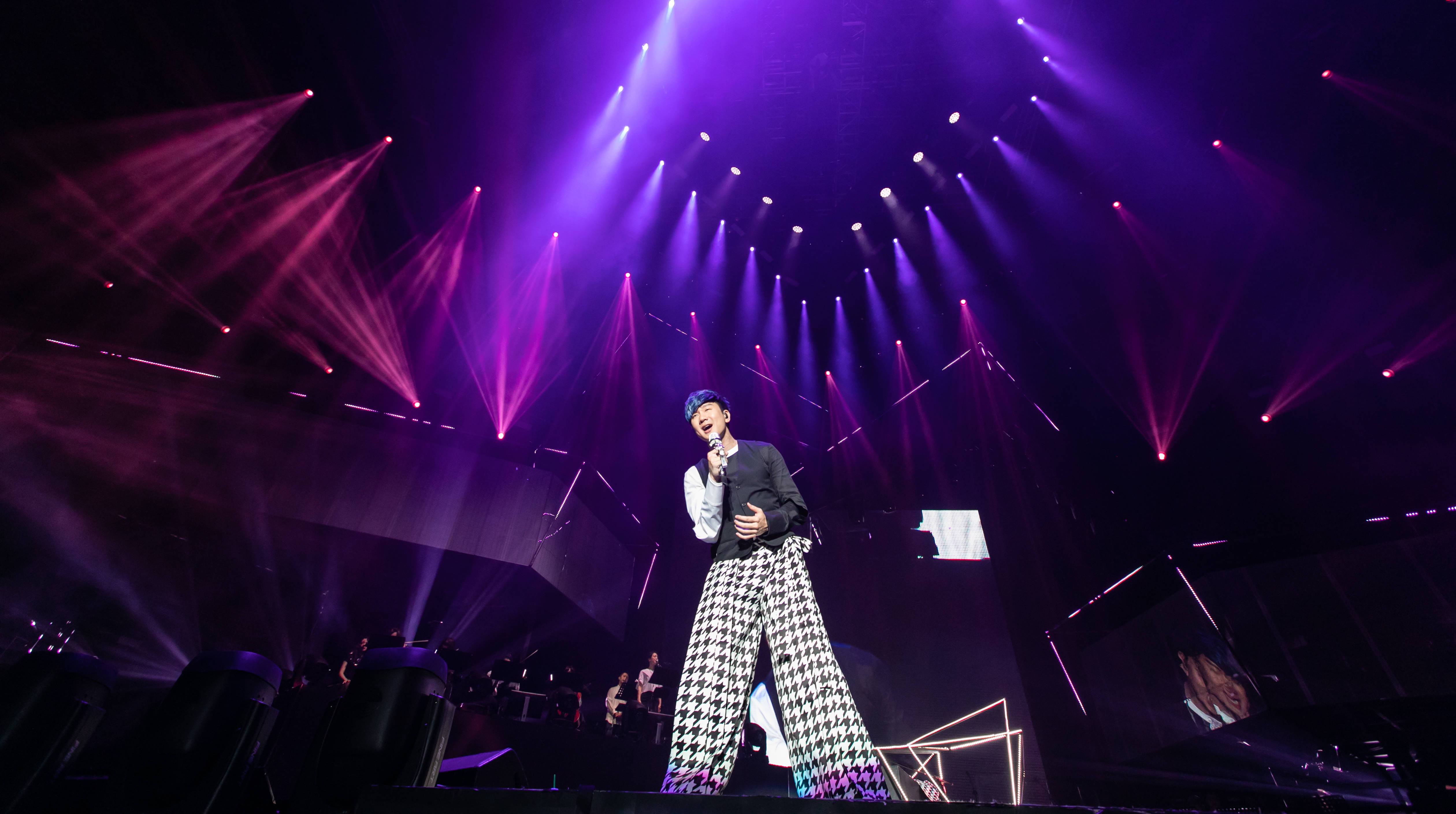 林俊杰《jj20》世界巡回演唱会，3个多小时演唱41首歌！太牛了！ - 哔哩哔哩