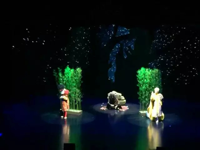 【咔卡剧场】台湾引进--改编自安徒生童话经典音乐儿童剧《皇帝的新装》成都站