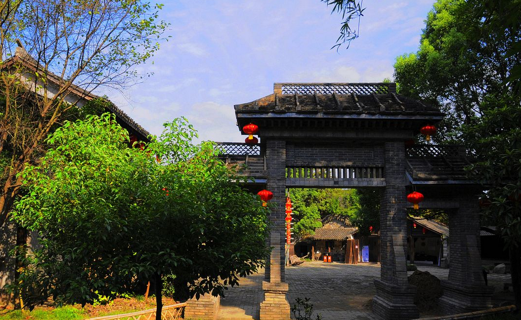 桐庐红灯笼乡村家园门票_红灯笼乡村家园门票团购