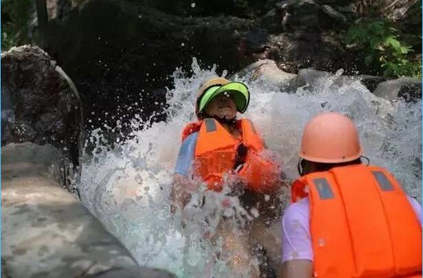 密云霧靈西峰高山滑水門票