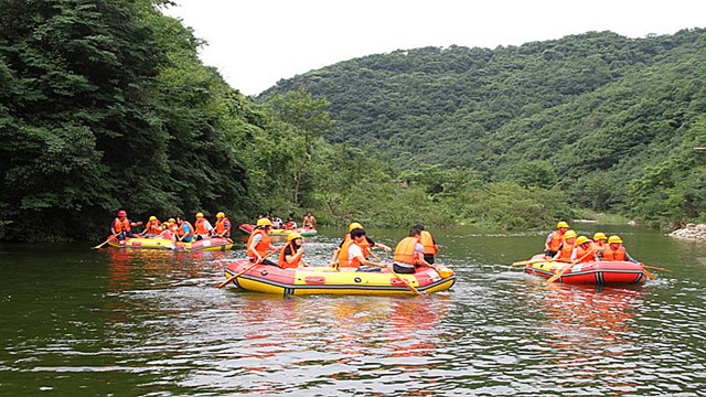 棋盘山漂流