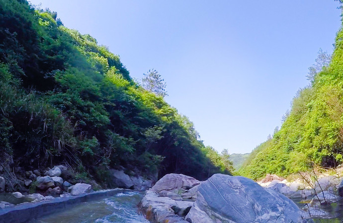 毕升大峡谷漂流