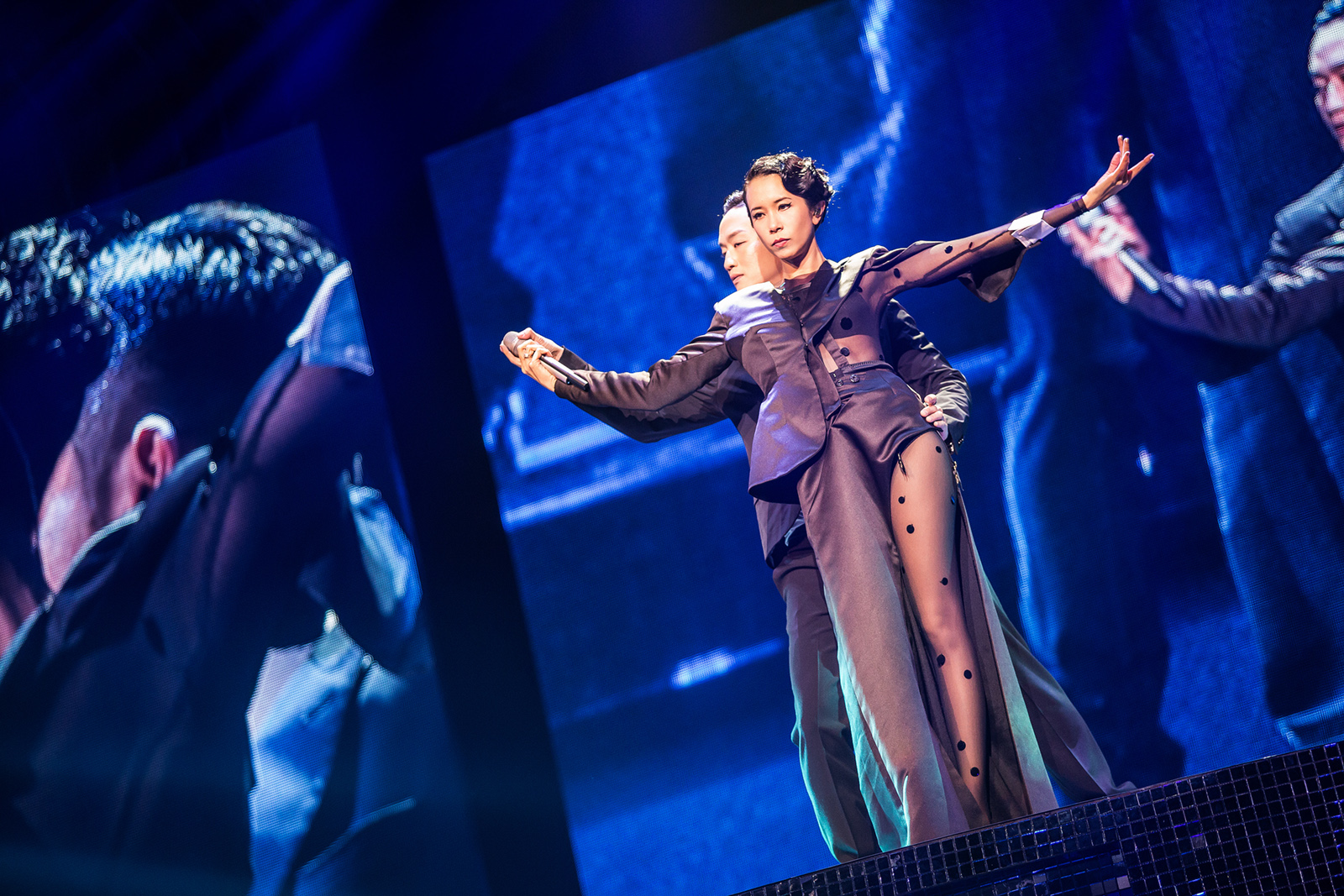 莫文蔚巴黎演唱会