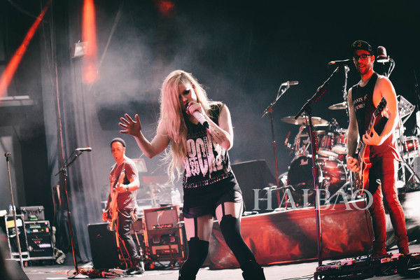 Avril Lavigne艾薇儿演唱会2020瑞士苏黎世站时间、地点、价格大河票务网 