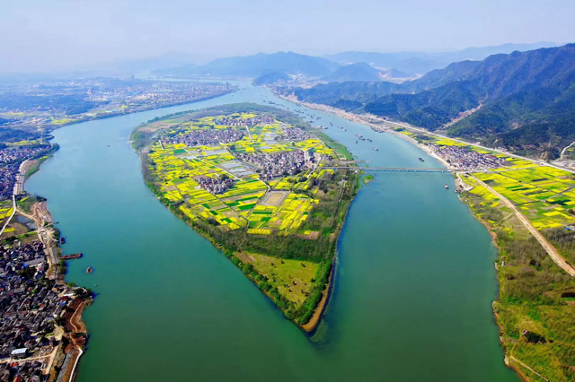 杭州富阳桐洲岛亚联飞行营地