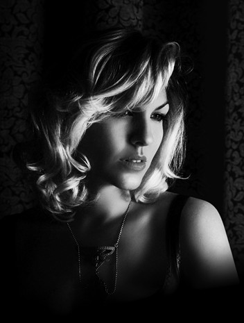 风靡爵士乐坛 karen souza —爵士情调女王凯伦索萨成都音乐会