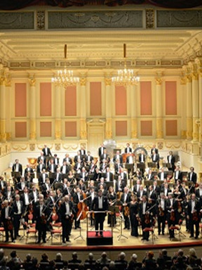 广州布赫宾德＆德累斯顿国家管弦乐团演绎贝多芬钢琴协奏曲全集（一）