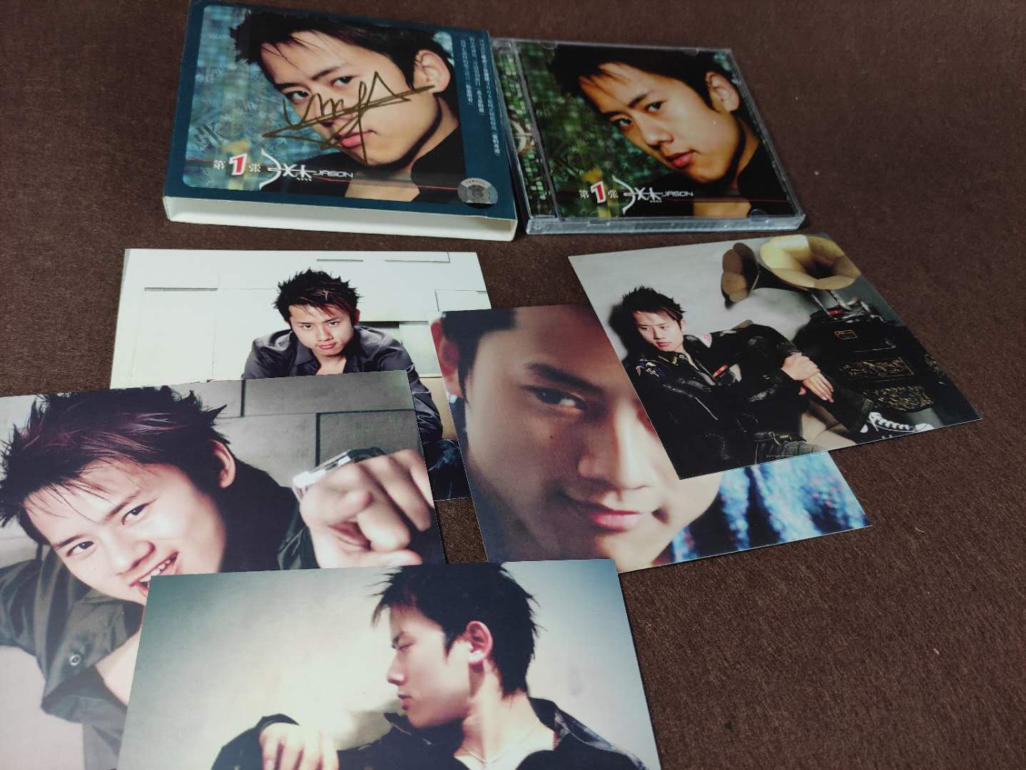 张杰亲签首张专辑CD+明信片
