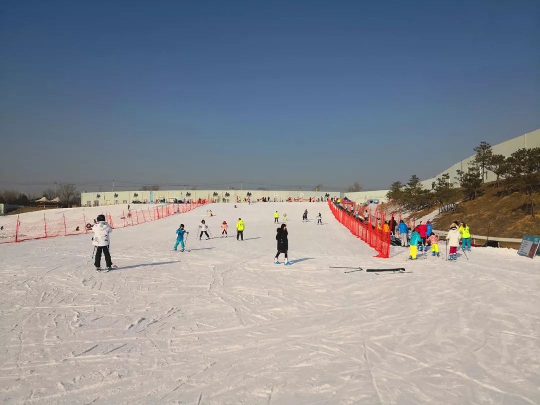 【北京】华彬生态园滑雪场