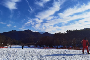 金寨莲花山滑雪场