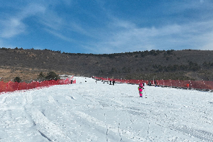 萬源滑雪場