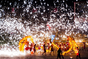 重庆非遗之夜·铜梁火龙钢花