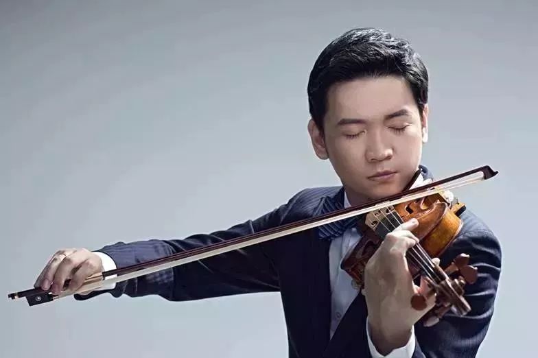 小提琴家刘霄图片