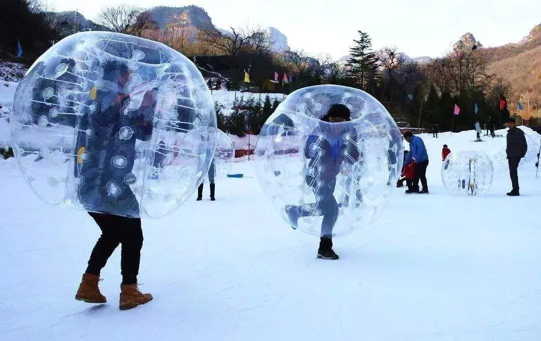 探路者嵩顶滑雪图片