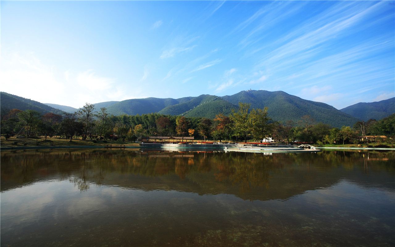 d24ac263516f40b6bec2a9ec26dbd0f2_C_1600_1200.jpg