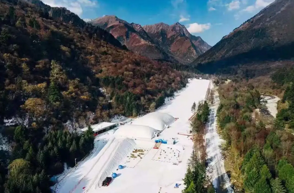 孟屯河谷滑雪场图片