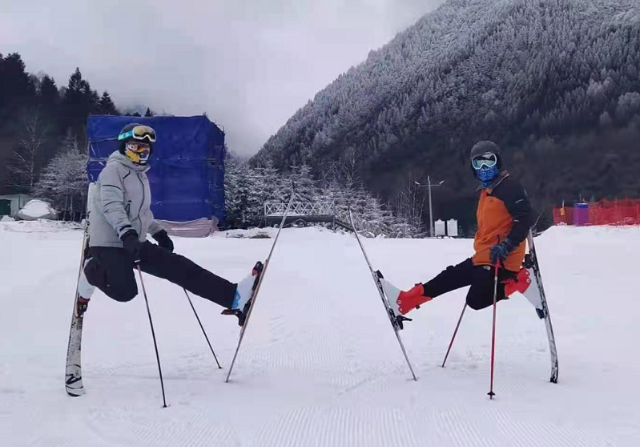 孟屯河谷滑雪场