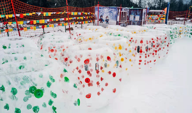 孟屯河谷滑雪场