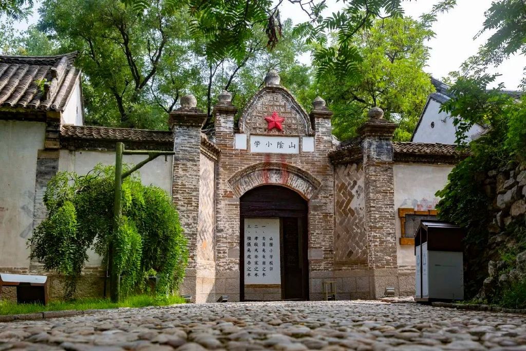 https://r.sinaimg.cn/large/article/a3bd9a73d434d18ffa7d6ef17564a71e