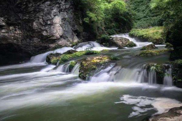 羊皮洞瀑布怎么走 貴州羊皮洞瀑布簡(jiǎn)介