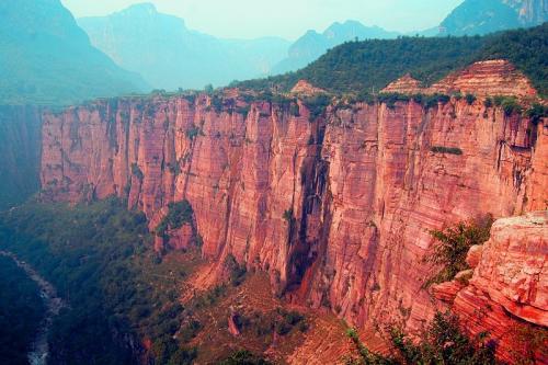 山西靈石紅崖峽谷