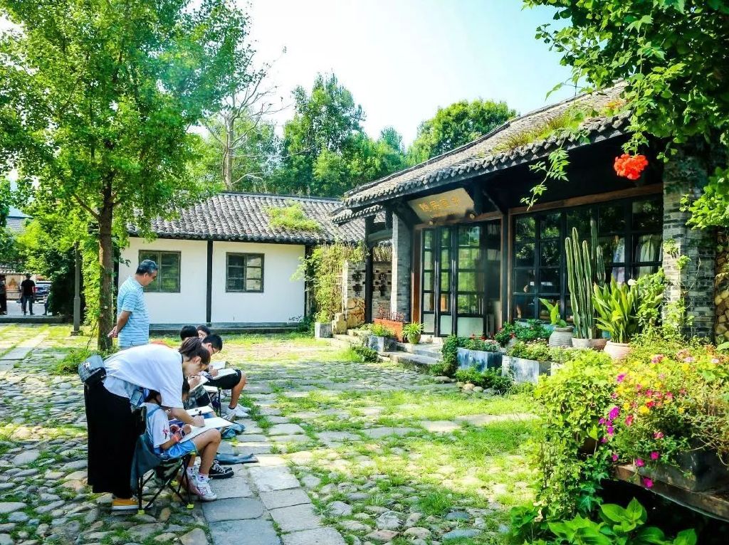 https://r.sinaimg.cn/large/article/cf94292cf245dc3715f2be129cae84e3