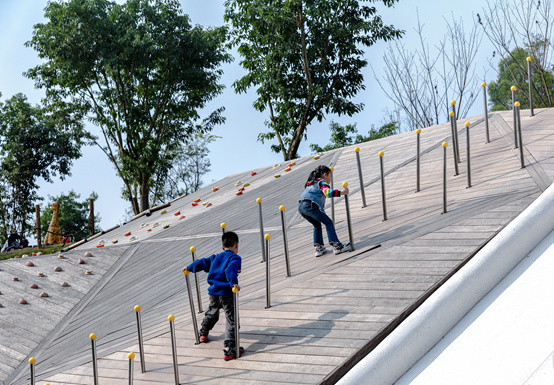 https://r.sinaimg.cn/large/article/dbb7de2416a113708fa8d30c8edd5870