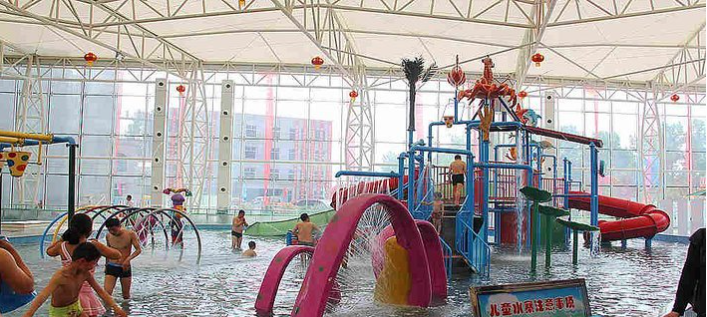 昭平湖尧龙湾室内温泉水上乐园