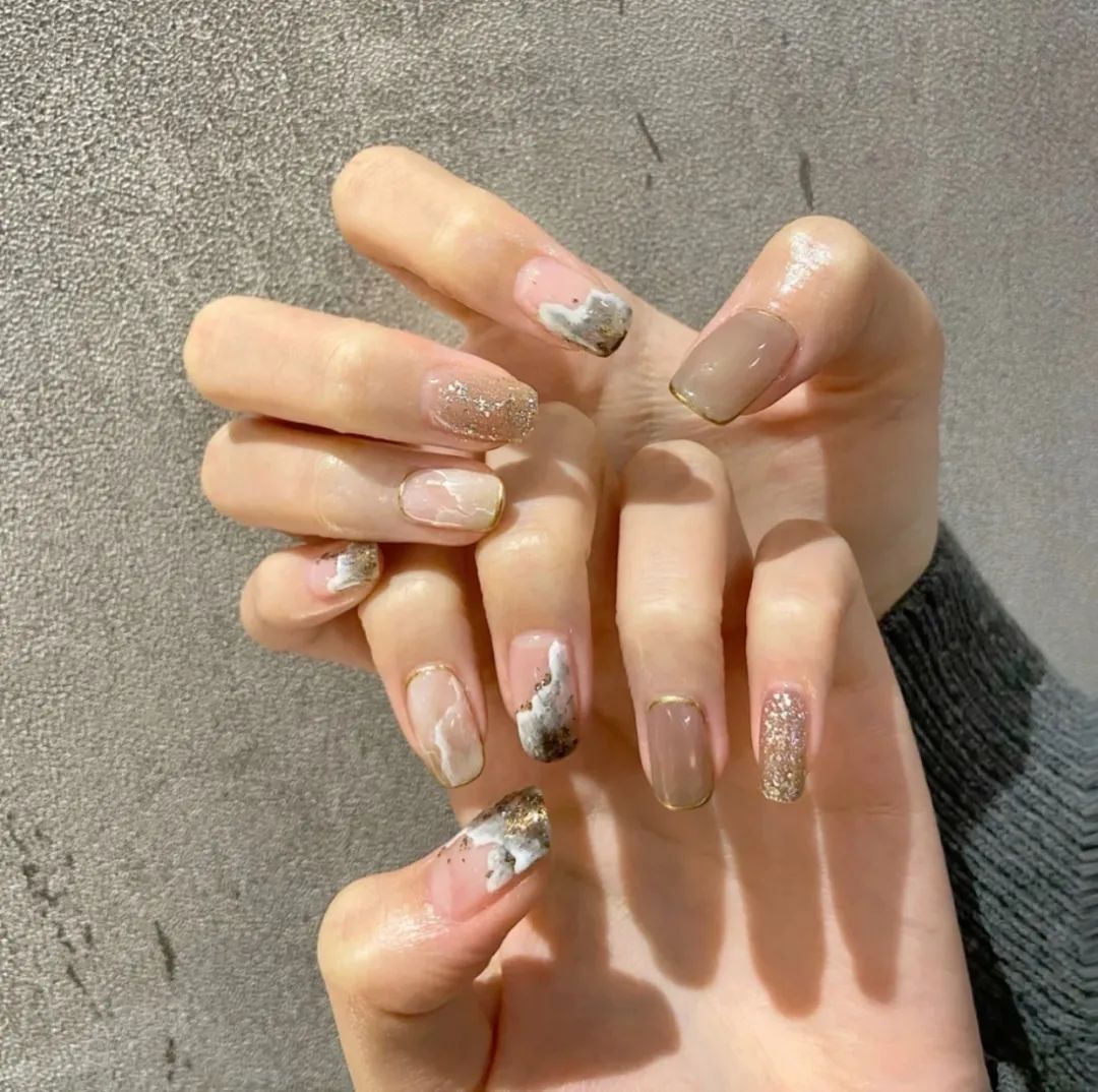 极美美甲