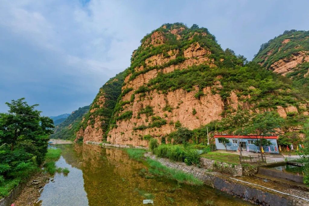 湖洞水图片