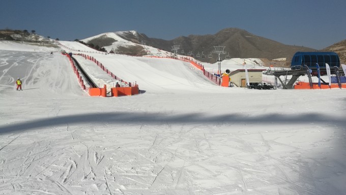 七山滑雪場(chǎng)門(mén)票