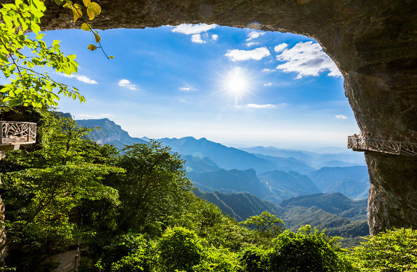 金佛山門票