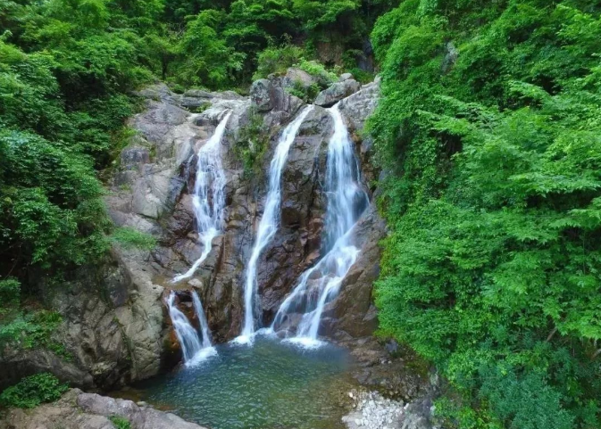 临武滴水源景区介绍图片