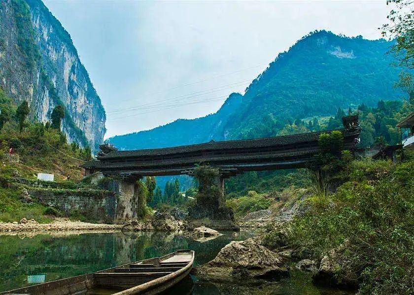 https://r.sinaimg.cn/large/article/dbb2dc6d8132aff26889a067450eb5fb