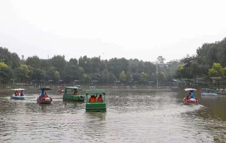 龍騰游樂(lè)園