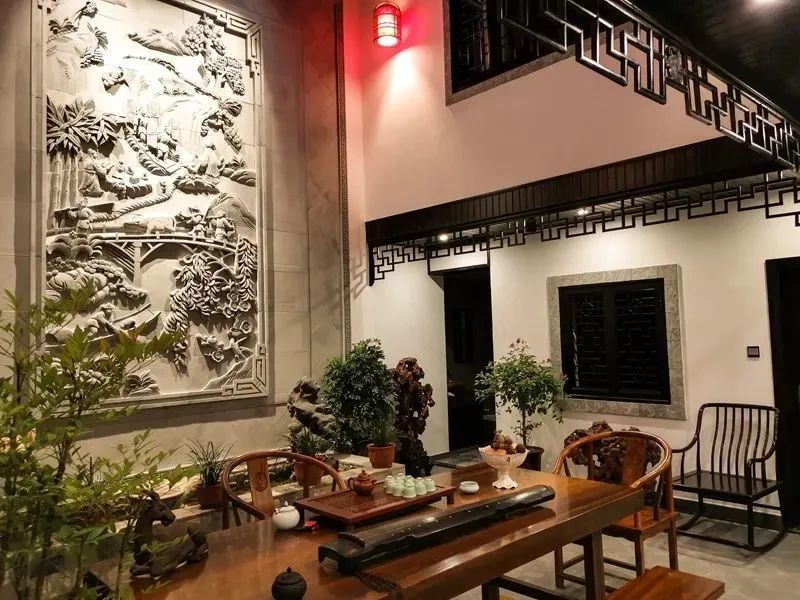 https://r.sinaimg.cn/large/article/2d5ac47008149ec838018917f26f0821