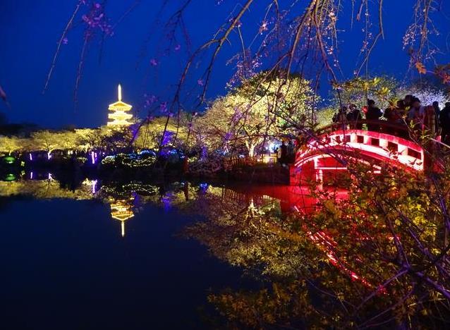 武漢東湖磨山櫻園門票價(jià)格介紹 附櫻園夜景攻略