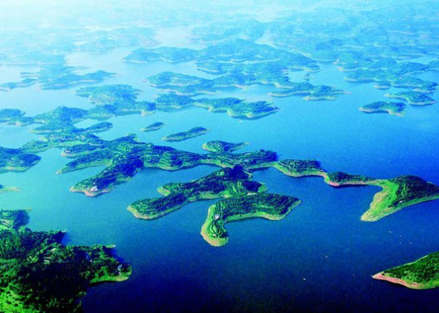 长寿湖西岸公园