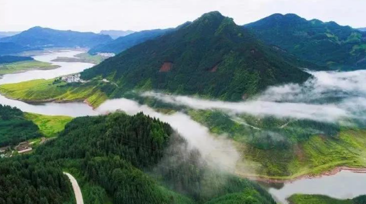 洪雅瓦屋山漂流