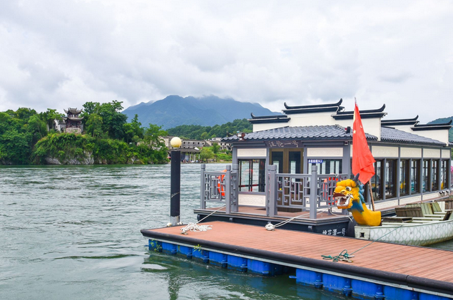 桃花潭10℃竹筏漂流