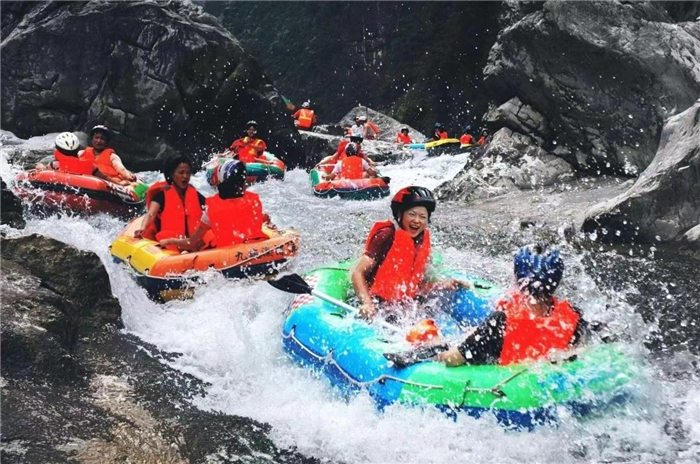 婁底飛水漂流