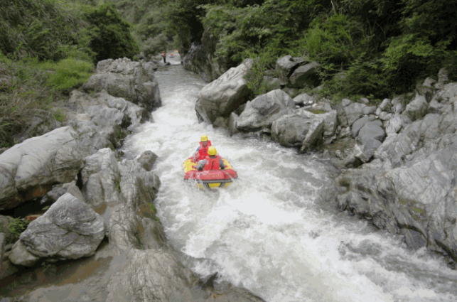 浮蓋山峽谷漂流門票