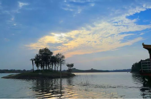 湖北琵琶湖风景区图片