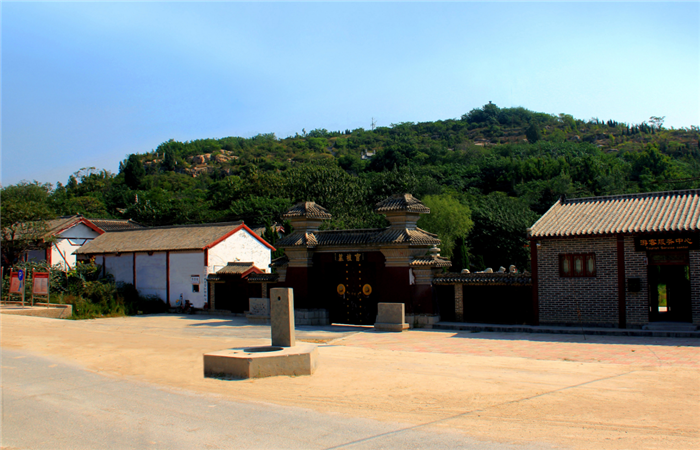 聊城魚(yú)山曹植風(fēng)景區(qū)