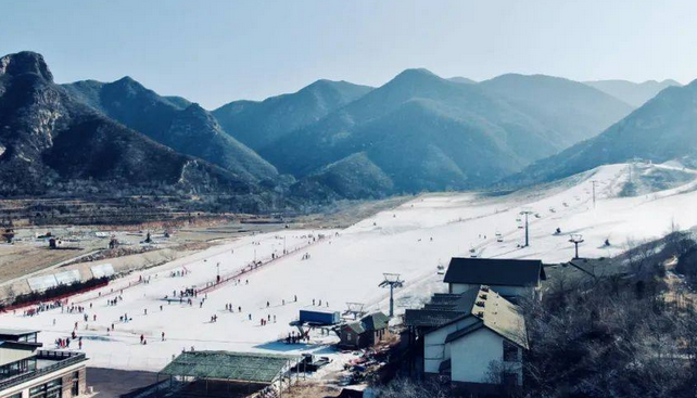 北京八达岭滑雪场