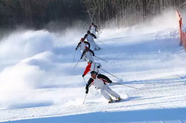 西安竹林畔滑雪場