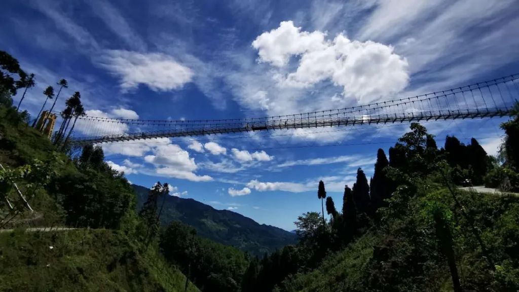 什邡神瀑沟景区图片图片