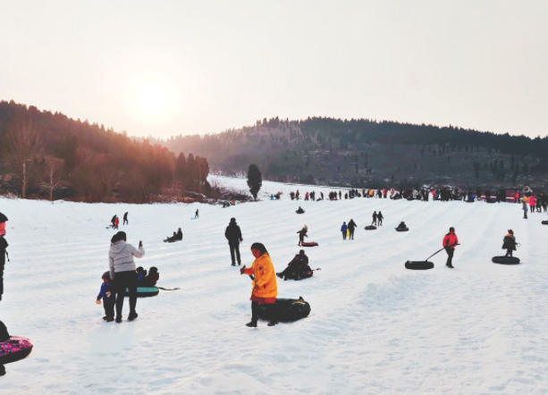 泰西雪山峪滑雪场