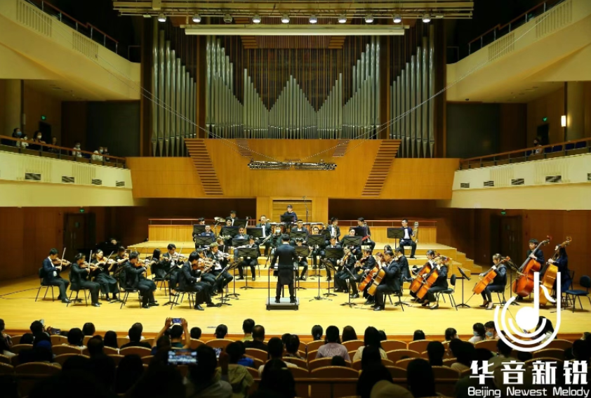 北京以爱为名经典歌曲交响音乐会门票