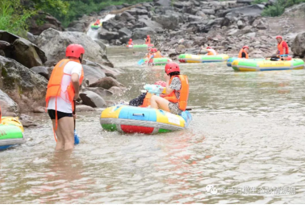 五馬歸巢漂流